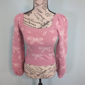 Willow & wind pink bow print sweater small